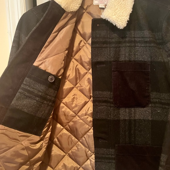 Men’s Wallace and Barnes J. Crew jacket / Shearling collar / Size Small - Picture 3 of 5